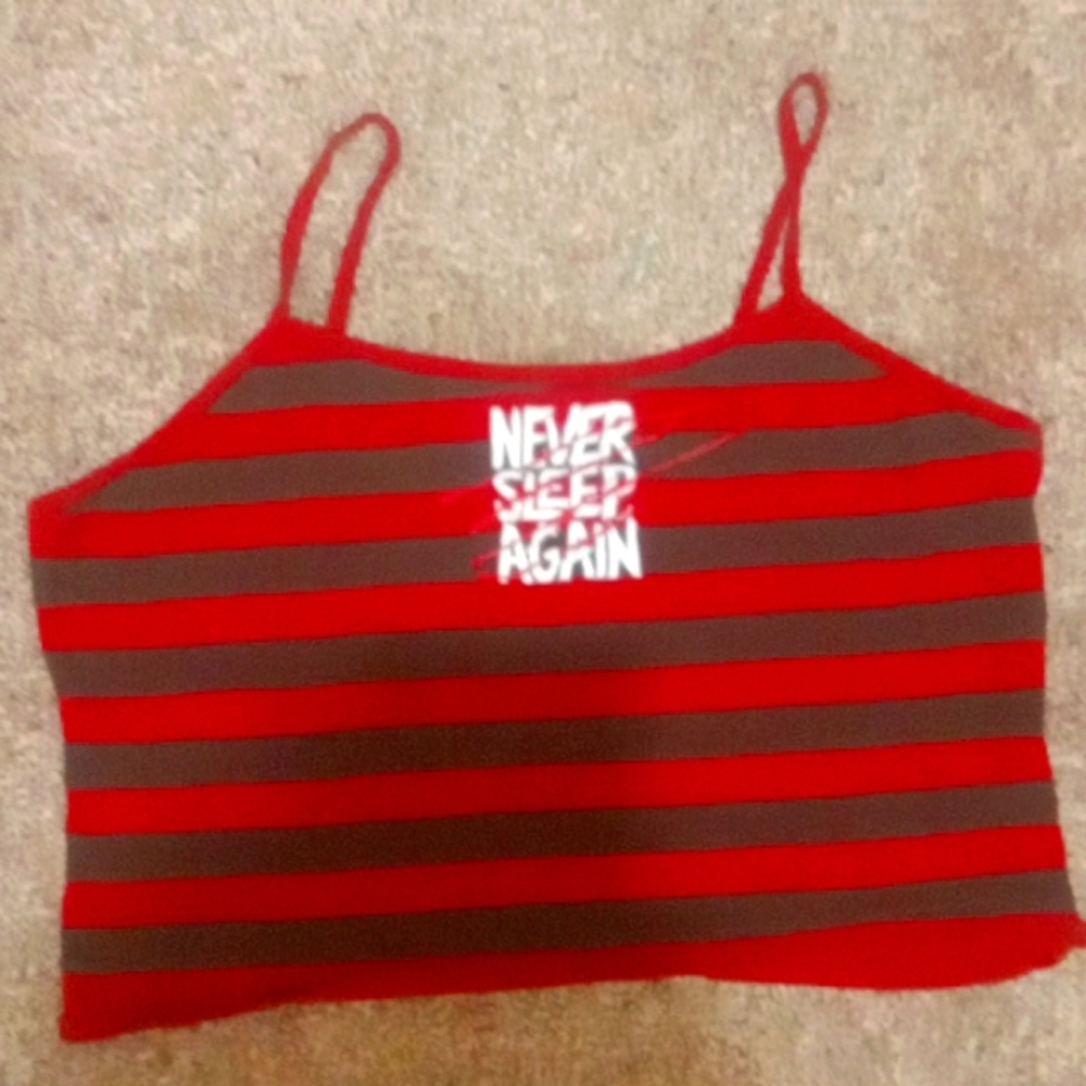 A Nightmare On Elm Street Cropped tank